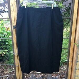 Ellen Kaye for Nordstrom black wool lined skirt with kick pleat size 18-…